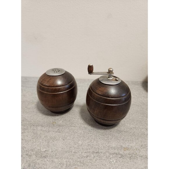Wood Salt Pepper Round Vintage Pepper Mill Salt Shaker Zen Table Setting MCM - Picture 10 of 10
